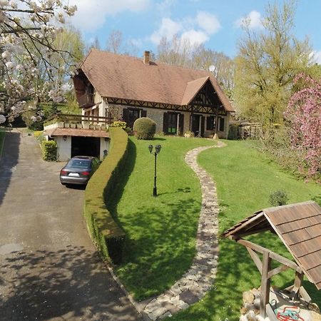 Maison au calme à la campagne Saint-Pierre-de-Bailleul Exterior foto